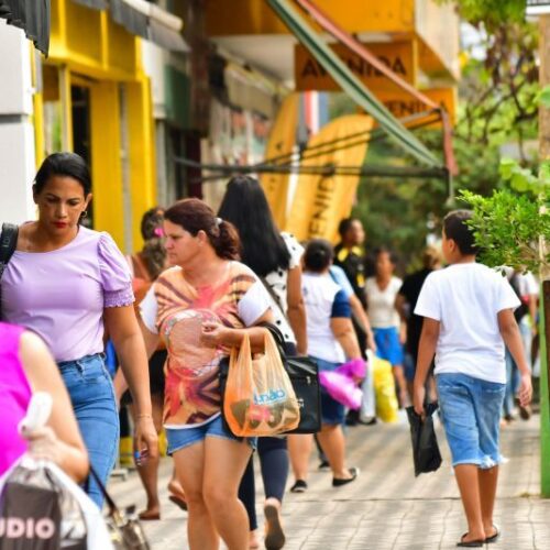 Comércio de Cuiabá e Várzea Grande poderá abrir nos feriados de 15 e 20 de novembro