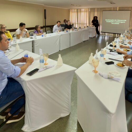 Diretoria da ACCuiabá recebe deputado Diego Guimarães para tratar de pautas institucionais