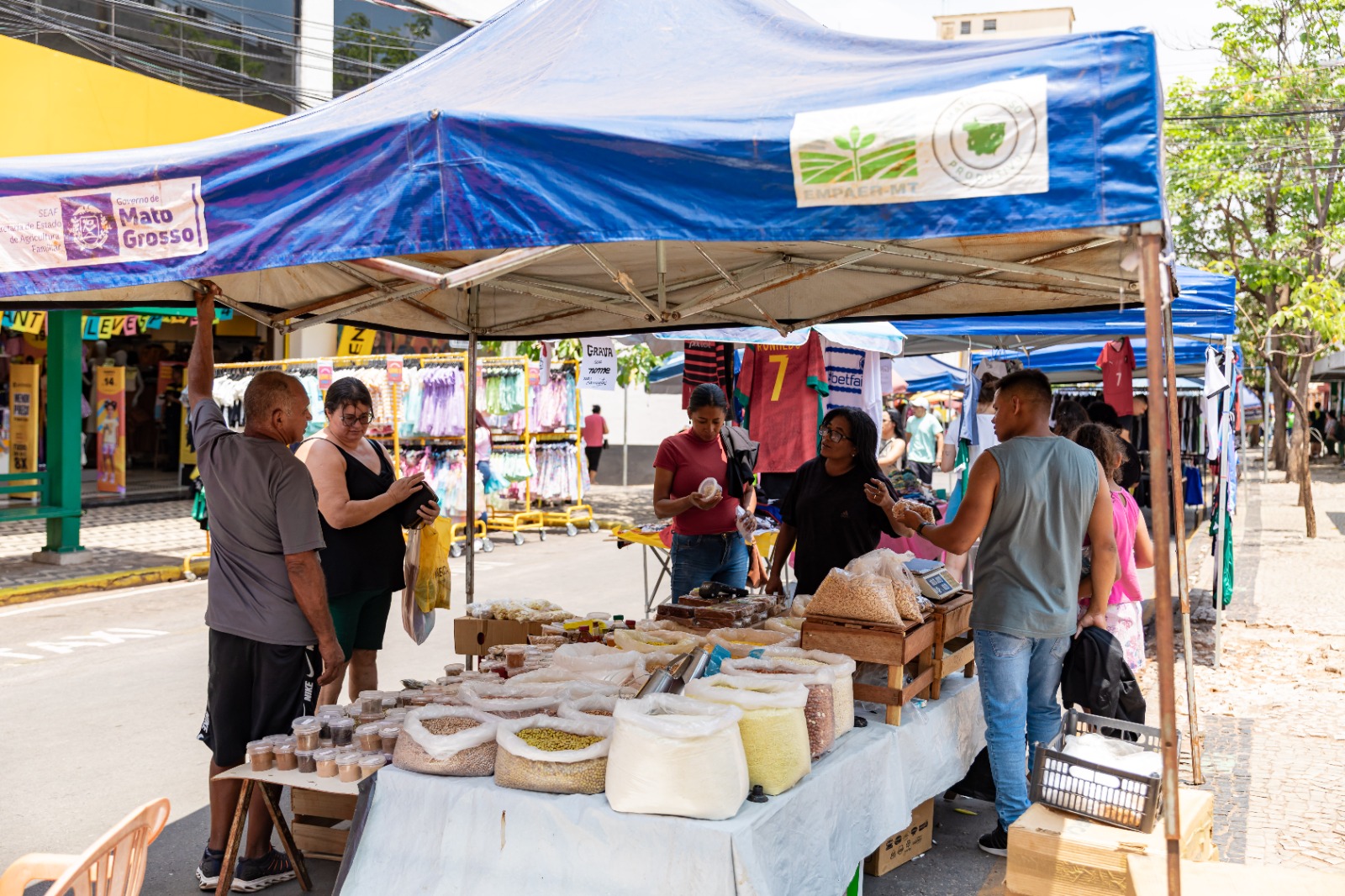 Feira do Centro renova o encontro de cultura e comércio no Calçadão Galdino Pimentel