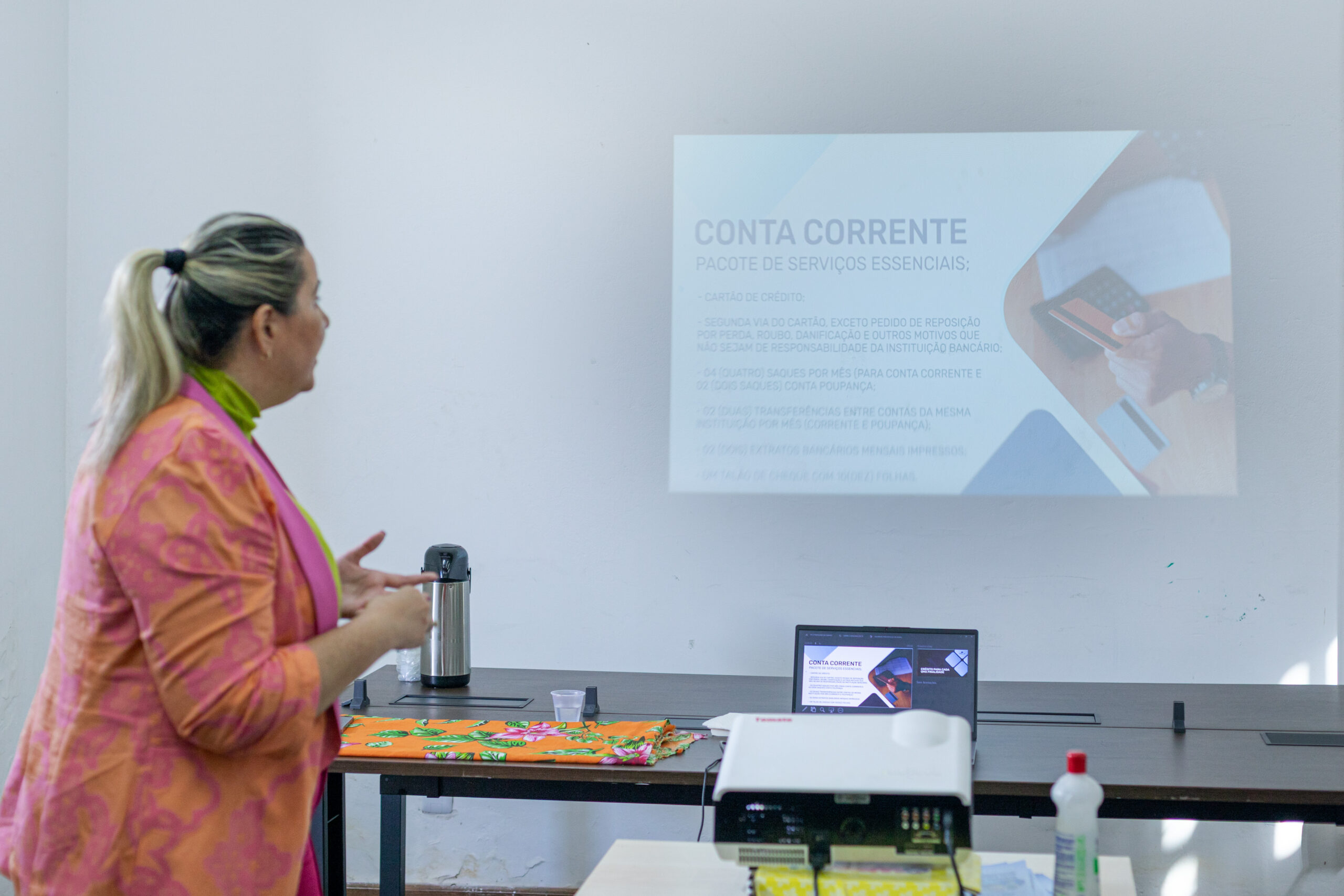Oficinas e palestras gratuitas da Feira Viva Mulher seguem com inscrições