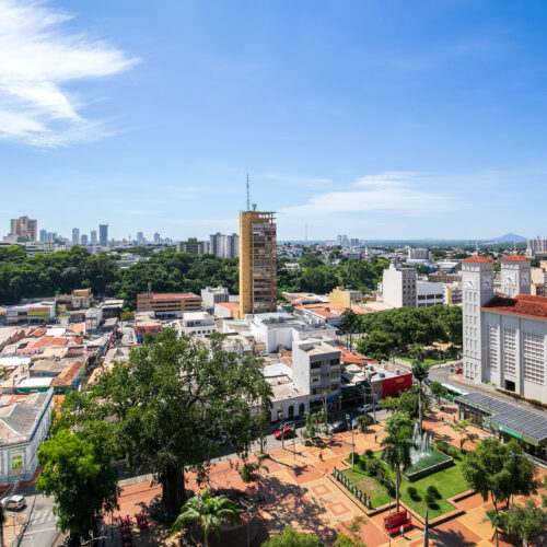 Prefeitura de Cuiabá promove manhã de integração e aprendizado com o projeto “Xadrez na Praça”