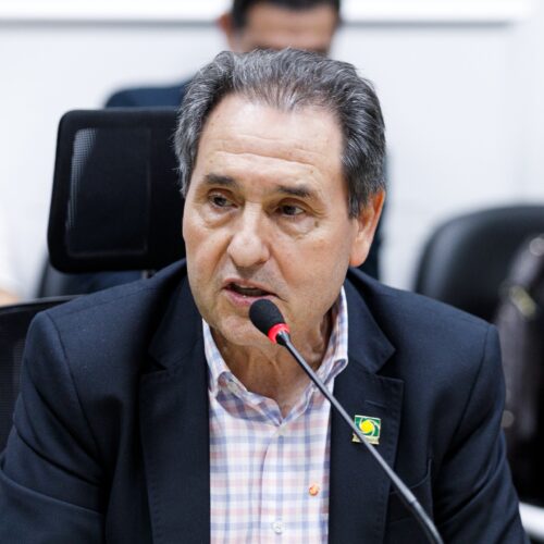 Presidente e diretor da ACCuiabá participam de assinatura de leis que integram o “Destrava Cuiabá”