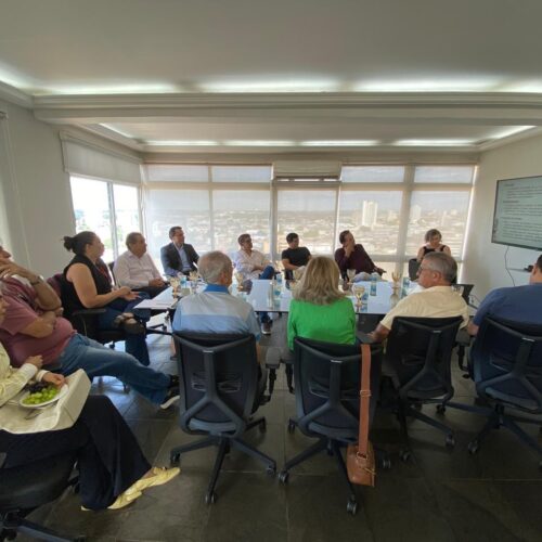 ACCuiabá debate revitalização do Centro Histórico e agenda econômica em reunião mensal