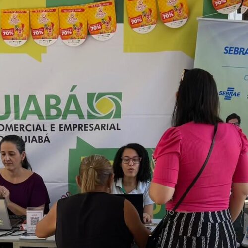 Associação Comercial de Cuiabá oferece consulta gratuita ao CPF e atendimento aos MEIs no Liquida Centro